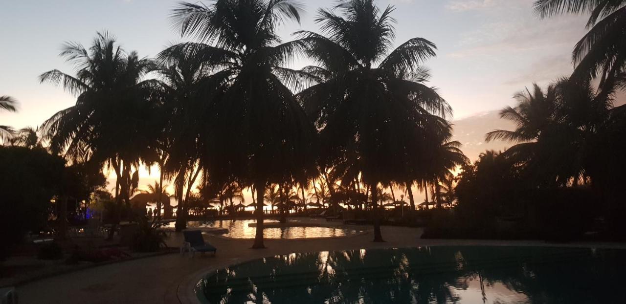 Villa Met Prive Zwembad In Residence Safari Village سالي بوخْتيودال المظهر الخارجي الصورة